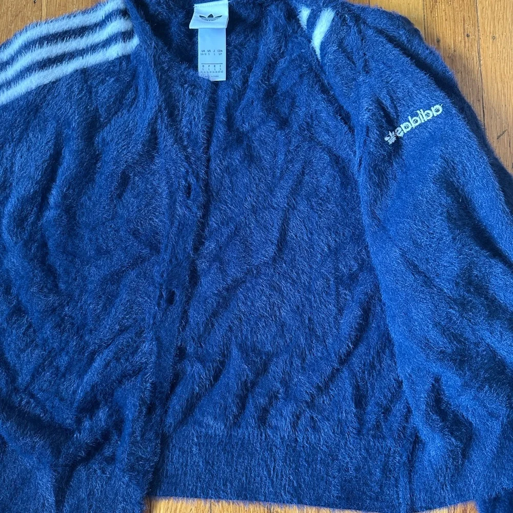 ADIDAS FLUFFY KNITTED CARDIGAN INDIGO BLUE SIZE SMALL NWOT - Picture 5 of 7